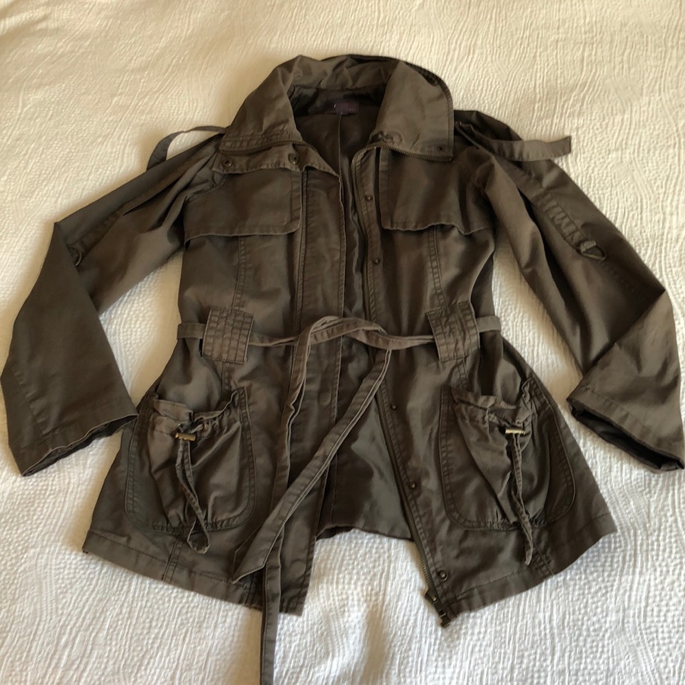 Army green Jacket. Forever 21 size S